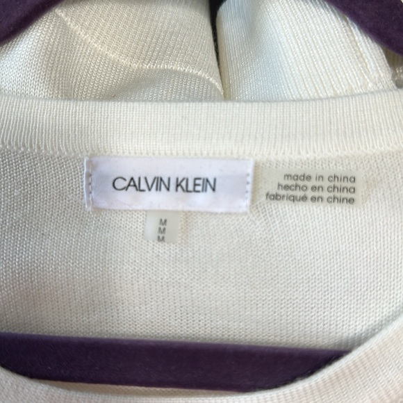 Women’s Calvin Klein Sweater size medium - Picture 5 of 6